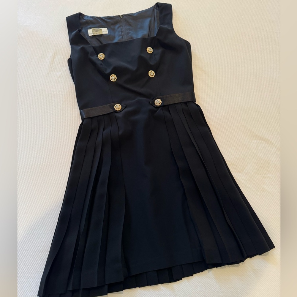 Vintage, Saks Fifth Avenue, dress in size 6